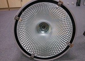 Đèn chiếu sáng nhà kho 400 Watt Đèn chiếu sáng công nghiệp HID