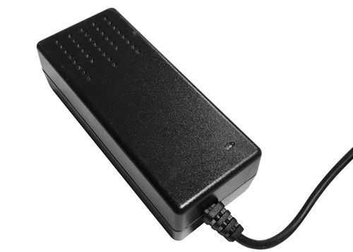 Phụ kiện đèn chiếu sáng 15V 3A 5m Định vị GPS Điện áp không đổi 45W